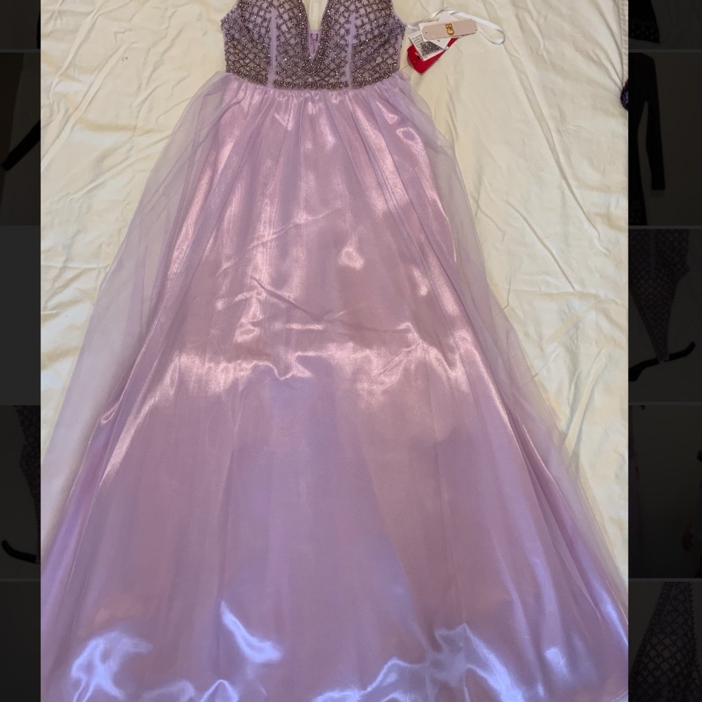 NEW MACYS DRESS - Picture 2 of 4